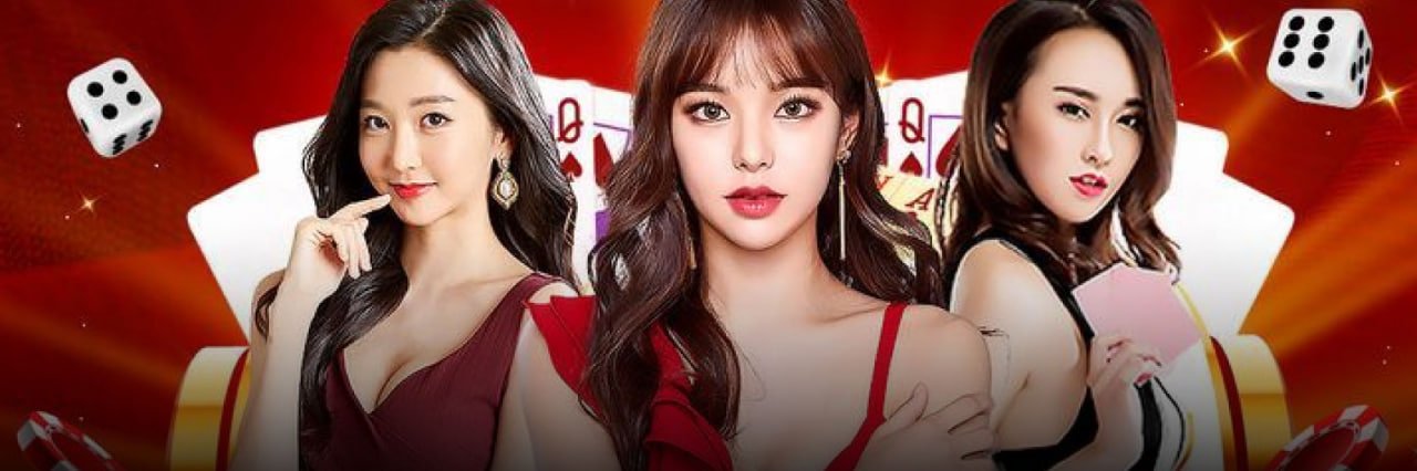 kx8 Slots မိုဘိုင်းဖုန်းပေါ်တွင် ကစားနေသောမြင်ကွင်း